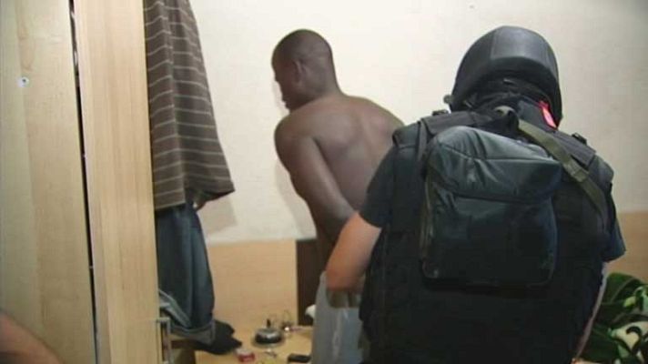 Telediario 1 - Desarticulada una banda de narcos