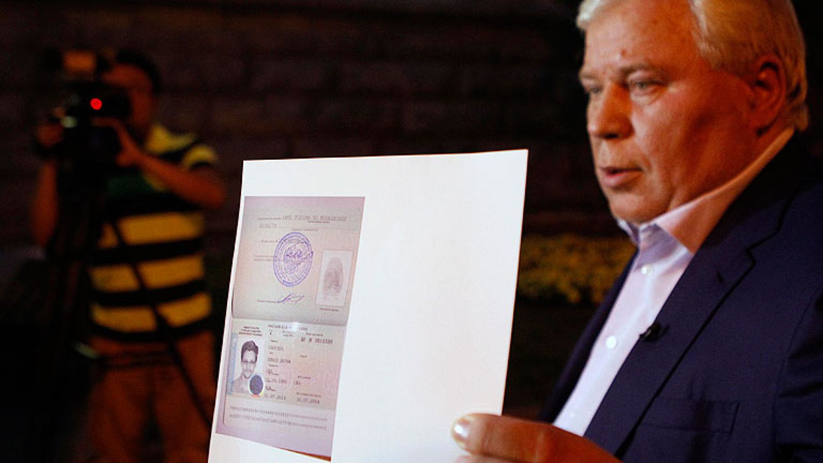 Primer día del exanalista de la CIA Edward Snowden en Rusia