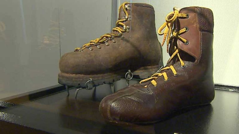 El Museo del traje muestra la evolución del calzado para deporte