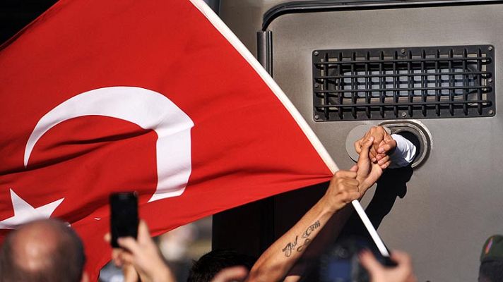 Informativo 24h - Juicio Ergenekon en Turquía