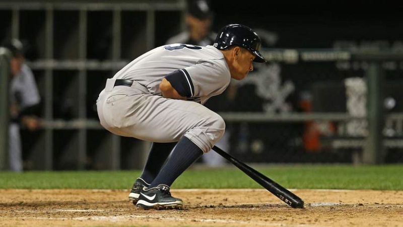 La Liga Nacional de Béisbol ha suspendido durante 211 partidos al jugador dominicano Álex Rodríguez, estrella de los Yankees de Nueva York, por haber violado las reglas contra el dopaje de este deporte en Estados Unidos. Esta sanci��n es la más fuerte