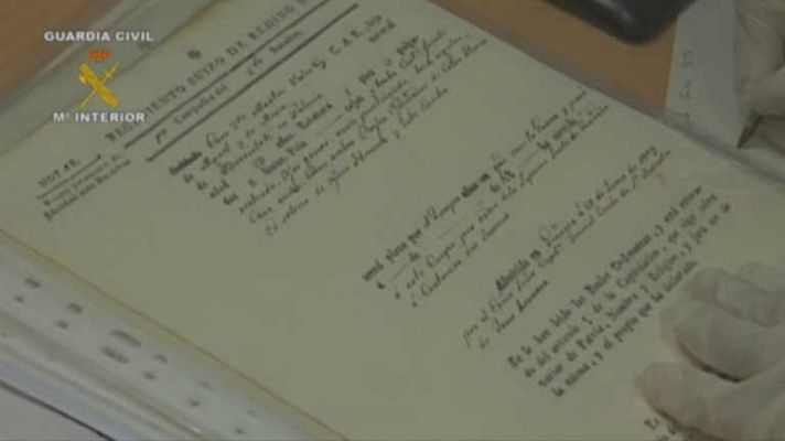 Telediario 1 - La Guardia Civil detecta en Cádiz el robo y venta de documentos históricos