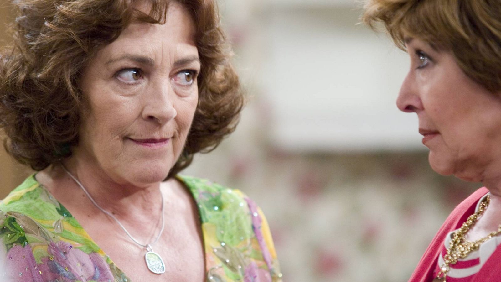 Las chicas de oro - Capítulo 5: La bolera. Tú yo somos tres