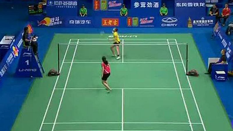 La española Carolina Marín ha caído en los cuartos de final del Mundial de bádminton, tras alcanzar la cota más alta a la que había llegado nunca una jugadora de nuestro país.