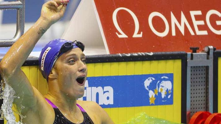 Informativo 24h - Mireia Belmonte bate el récord del mundo de los 400 libre en piscina corta