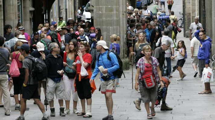 Telediario 1 - Récord de peregrinos en Santiago