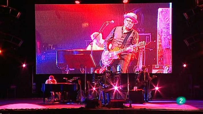 Festivales de verano de La 2 - Elvis Costello & The Imposters