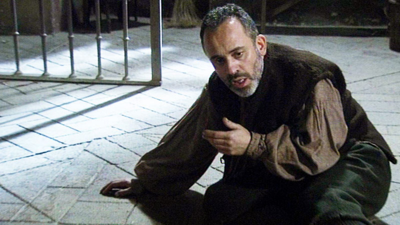 Águila Roja - "¡Cuéntale la verdad a Margarita!" | Ver