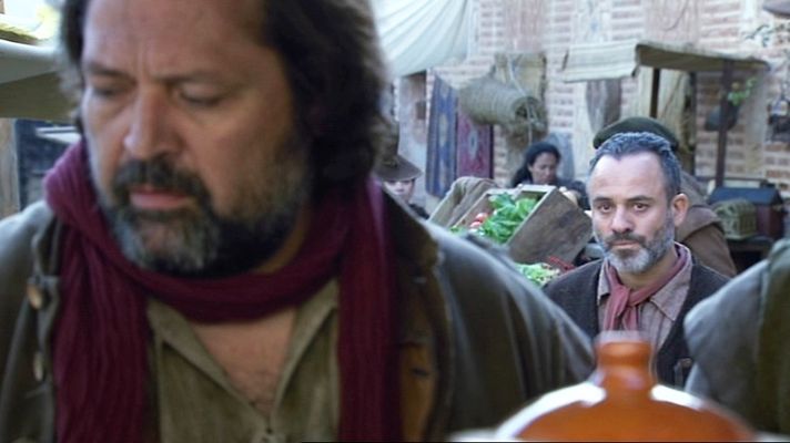 Águila Roja - Sátur empuña el cuchillo y...