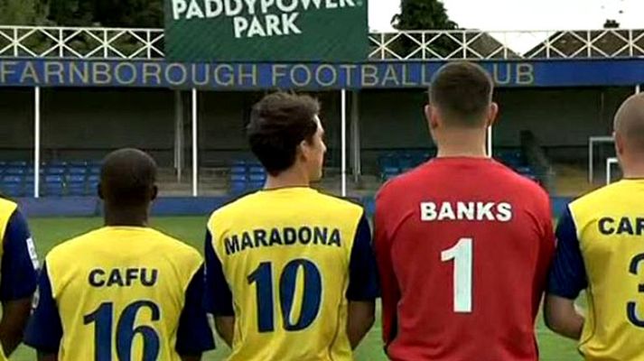 Telediario 1 - Pelé, Messi, Beckenbauer y Cruyff juegan juntos en el mismo equipo