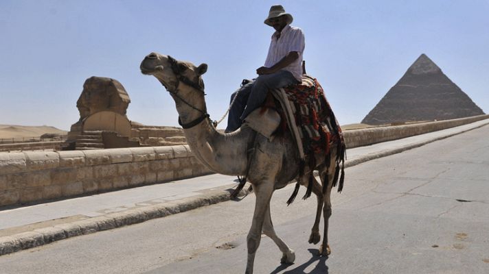 Telediario 1 - La crisis en Egipto podría incrementar en 600.000 las llegadas de turistas a España