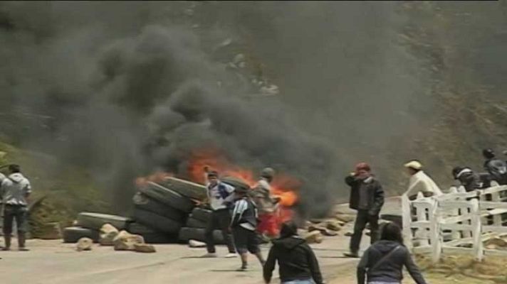 Telediario 1 - Huelga en Colombia
