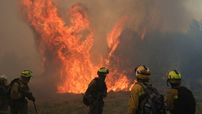 Informativo 24h - El incendio de Cualedro afecta a alrededor de 1.100 hectáreas y llega hasta Portugal