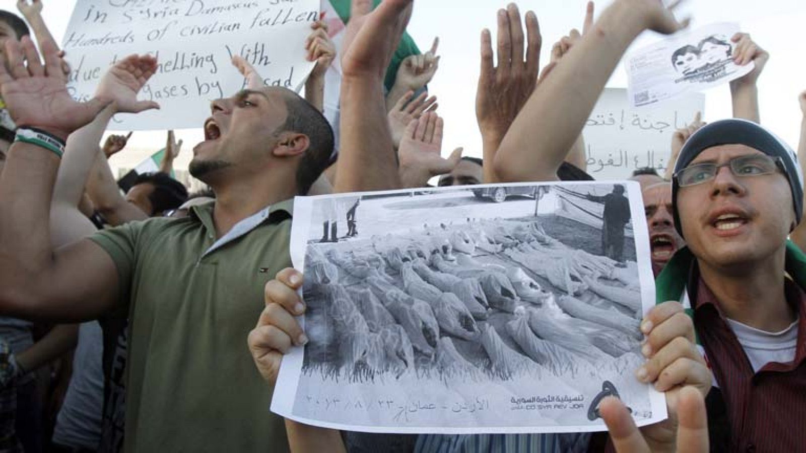 El régimen de Al Asad acusa a terroristas armados de disparar contra el convoy de la ONU