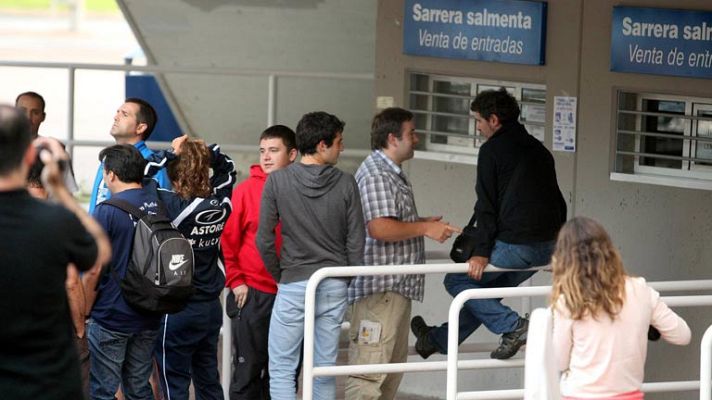 Telediario 1 - Colas de Champions en Anoeta