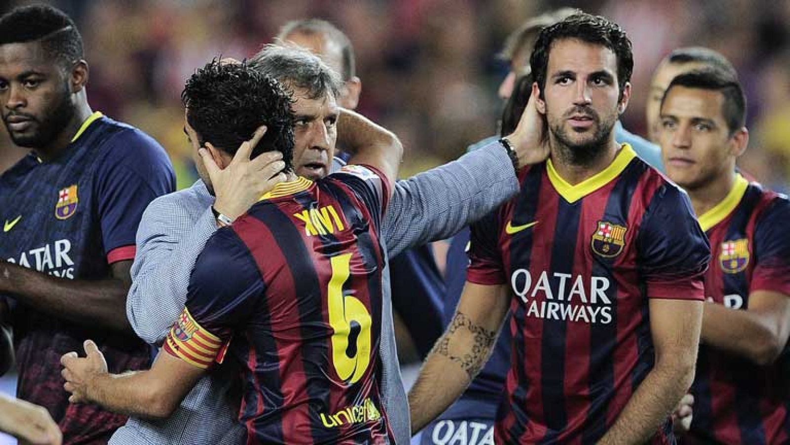 El entrenador del FC Barcelona, Gerardo 'Tata' Martino, ha  conquistado su primer título como técnico barcelonista tras aterrizar  precipitadamente en Barcelona y el fútbol europeo a finales de julio,  y se estrena con una Supercopa de España a la qu