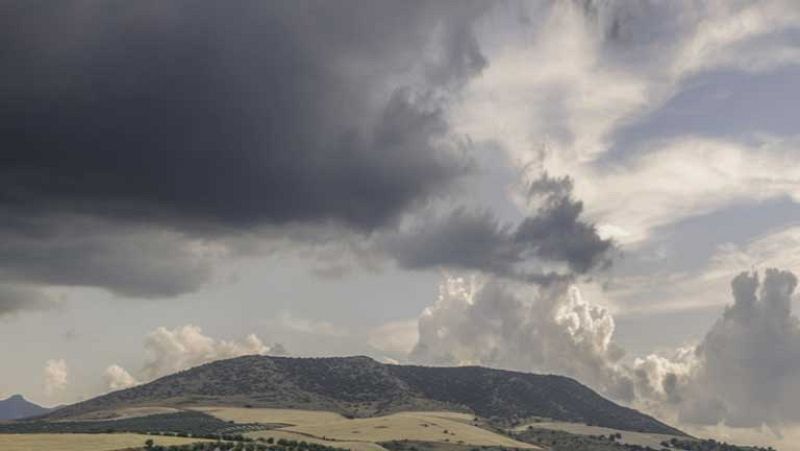 Nuboso en el cuadrante sudeste peninsular