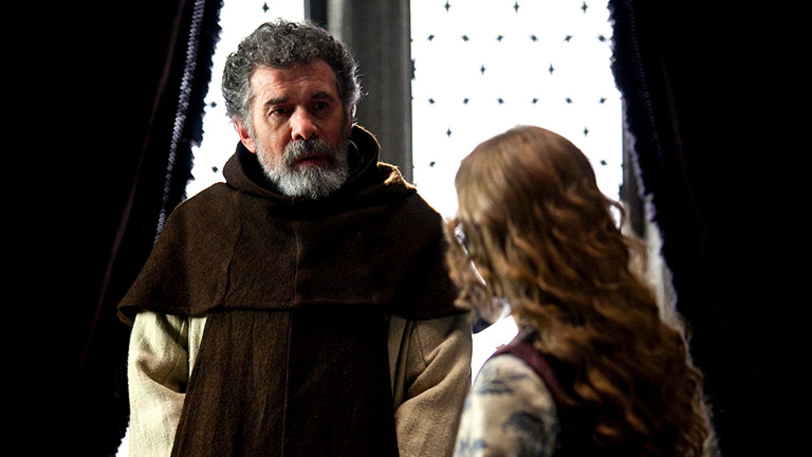 El único que consigue que la Reina se arrodille