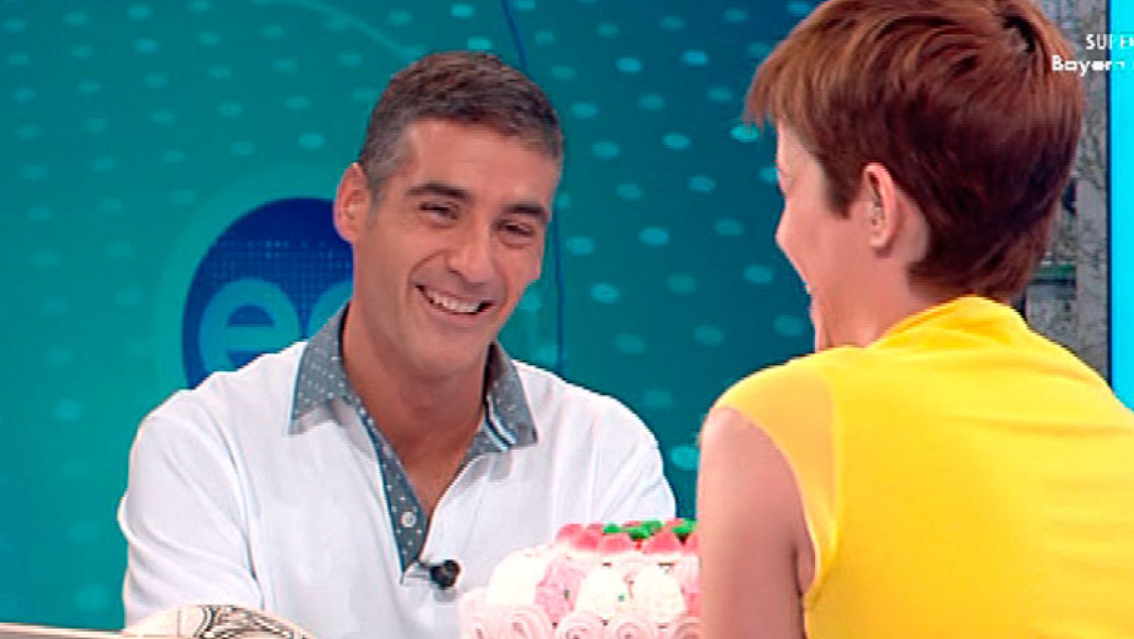 España Directo- Despedimos a Albert Barniol..¡con una tarta!