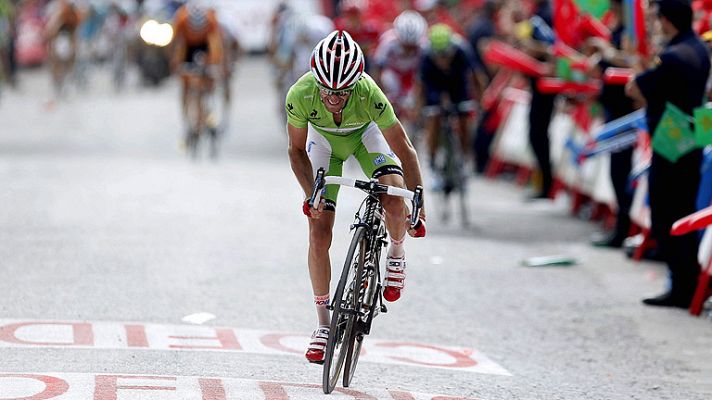 Telediario 1 - Dani Moreno se viste de rojo