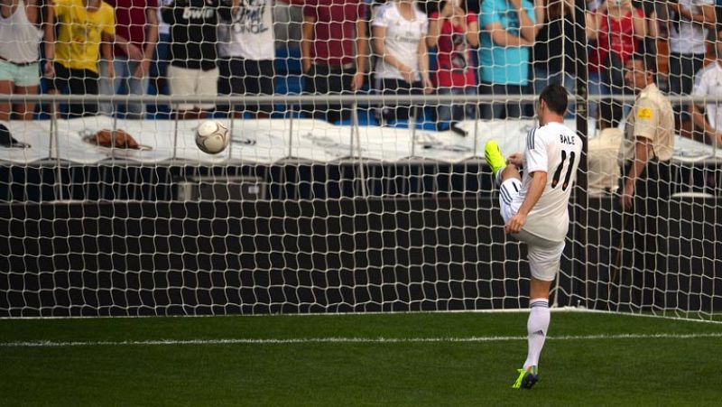 Gareth Bale cumple el sueño de su infancia | Ver