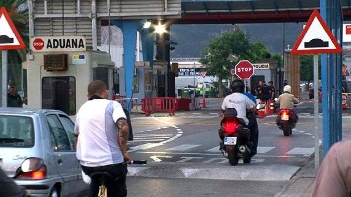 Comando Actualidad - Cruzando la línea