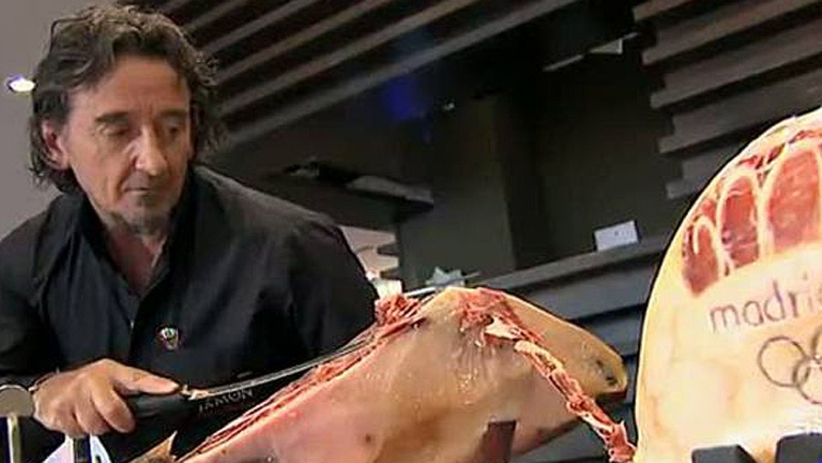 El equipo de Madrid 2020 en Buenos Aires reúne lo mejor de la candidatura española, con figuras de la talla de Pau Gasol, recién llegado a la ciudad argentina, o, incluso, el mejor cortador de jamón del mundo, Florencio Sanchidrián.