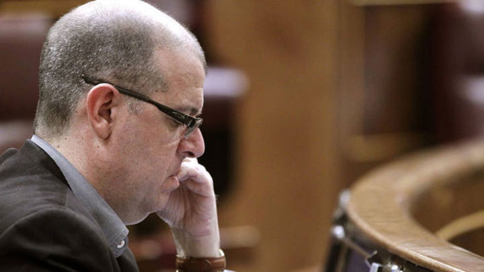 Zaragoza deja la Ejecutiva del PSOE por el espionaje de Método 3 | Ver