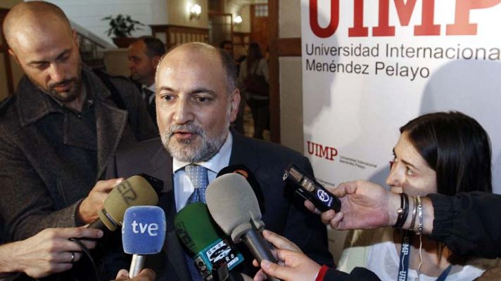 Telediario 1 - Cobos dice que no deja el cargo