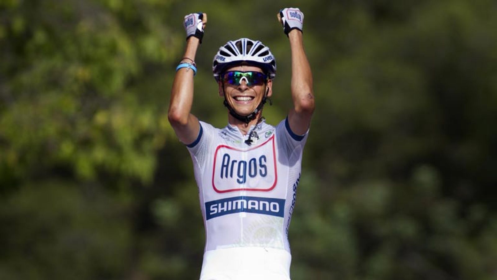 El joven corredor Warren Barguil se hace grande en la meta de Castelldefels - Vuelta ciclista a España | Ver