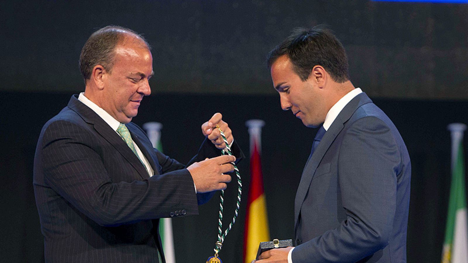 Monago asegura ayuda para los pensionistas que más lo necesiten