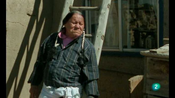 Otros pueblos - El piel roja y el hongo atómico