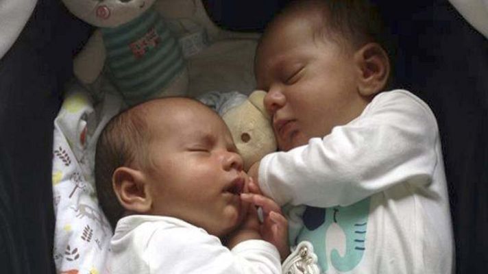 Telediario 1 - Reformas Gobierno sobre adopción