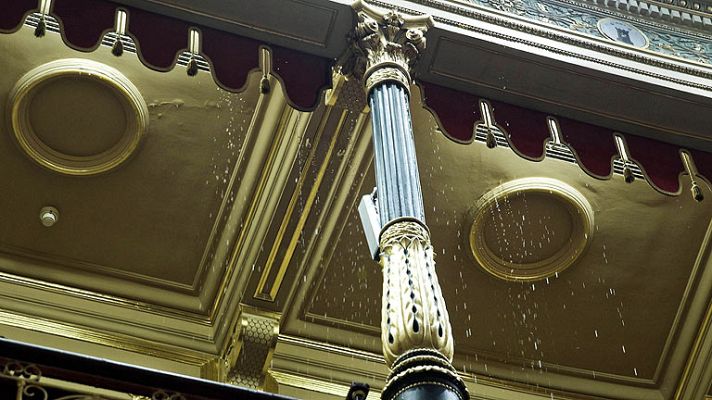 Los desayunos - El Congreso retrasa la sesión de control  por graves filtraciones de agua en el hemiciclo