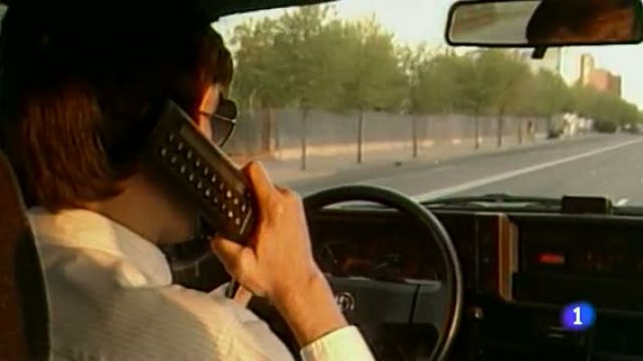Telediario 1 - La evolución del teléfono
