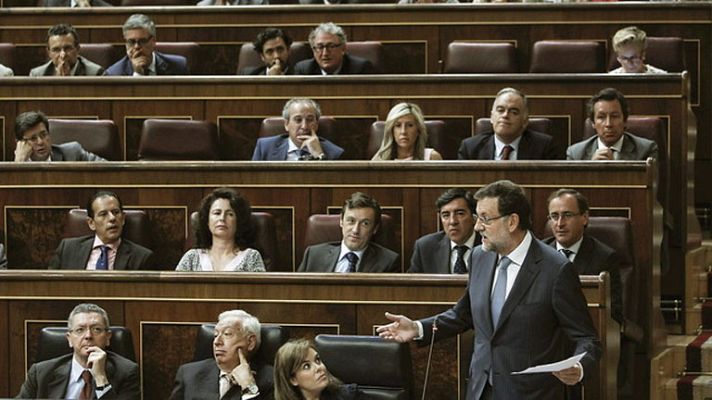 Telediario 1 - Declaraciones oposición