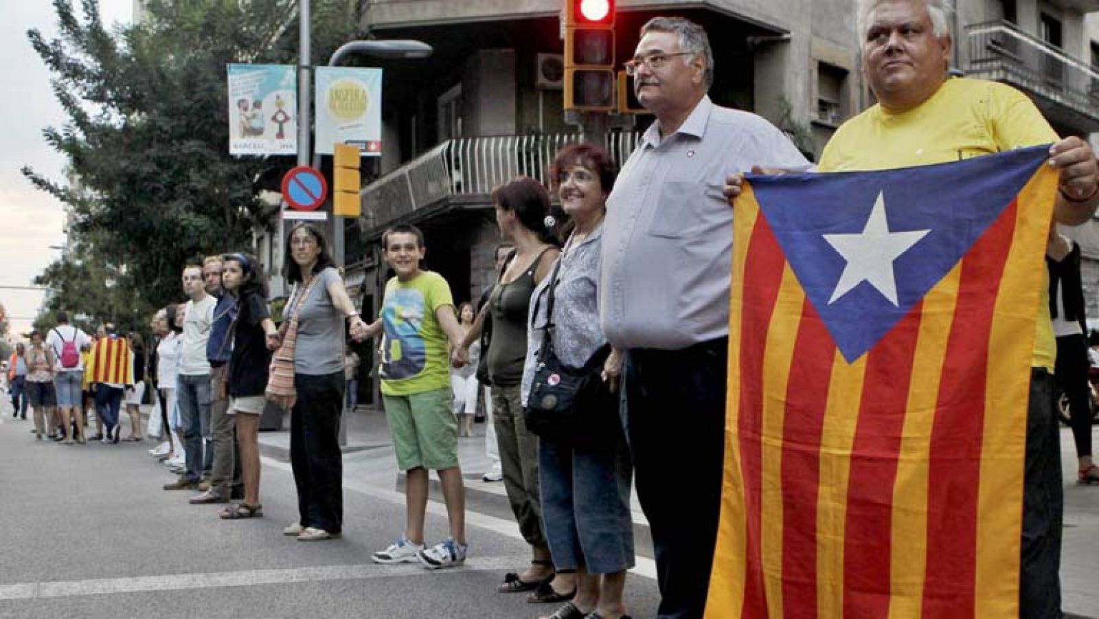 La cadena humana catalana hace visibles las reclamaciones de independencia