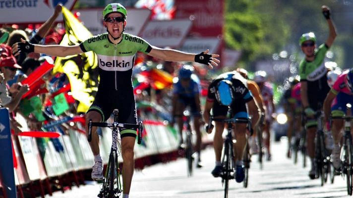 Vuelta ciclista a España - El holandés Mollema sorprende en Burgos; Nibali sigue líder