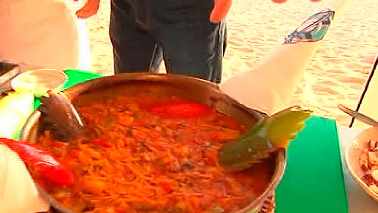 España Directo- Fideos con verduras y parpatana de corvina