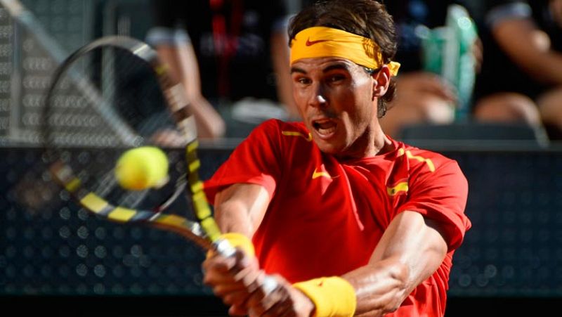 Nadal no tiene piedad con Stakhovsky y encarrila la permanencia en la Davis