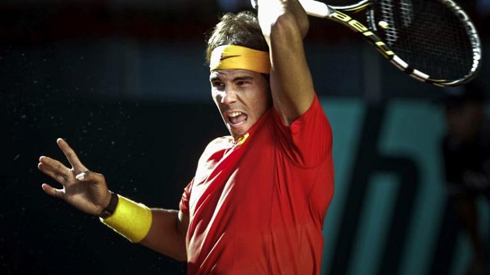 Telediario 1 - Nadal fulmina a Stakhovsky y logra el segundo punto para España