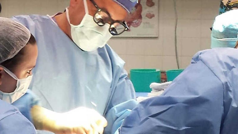 Sincronizados - Medicina y cirugía - Ver ahora