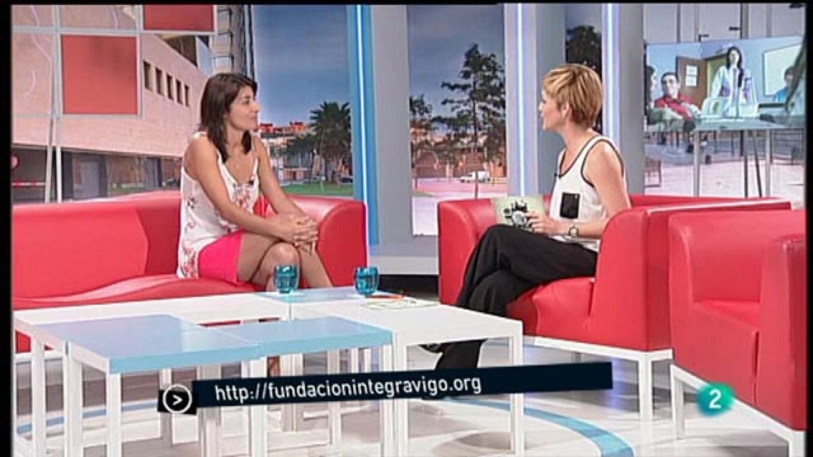 Para Todos La 2 - ONG - DISMES WORLD