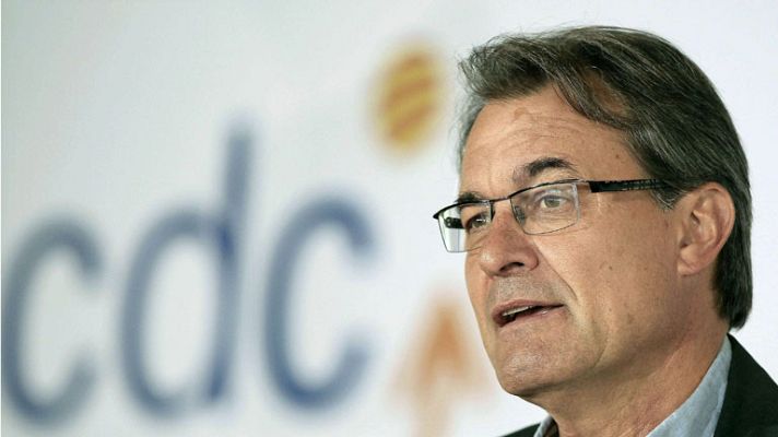 Telediario 1 - Continúa el debate en Cataluña