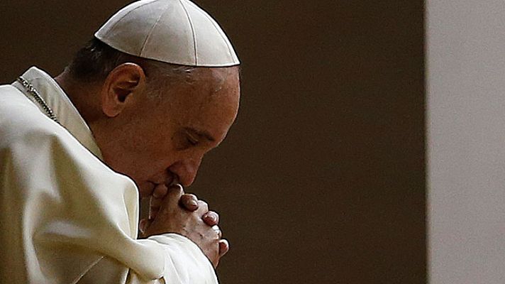 Informativo 24h - El papa Francisco en una entrevista: "Jamás he sido de derechas"