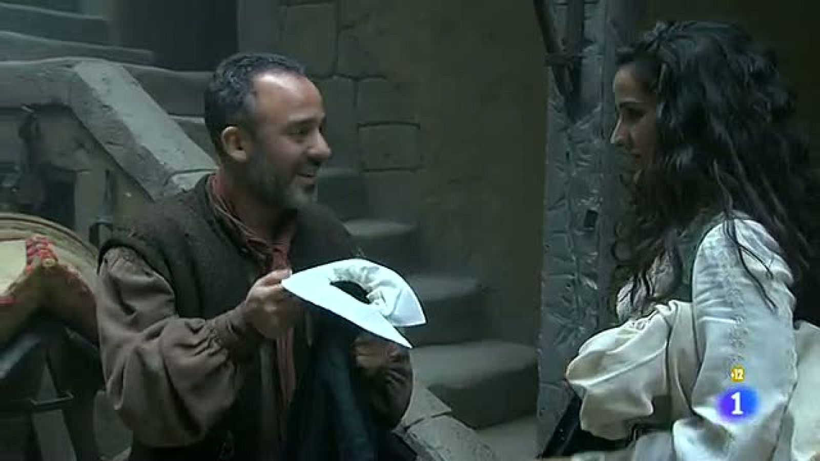 Perlas Sátur - "Me va a salir la alcurnia por los cuatro costaos"