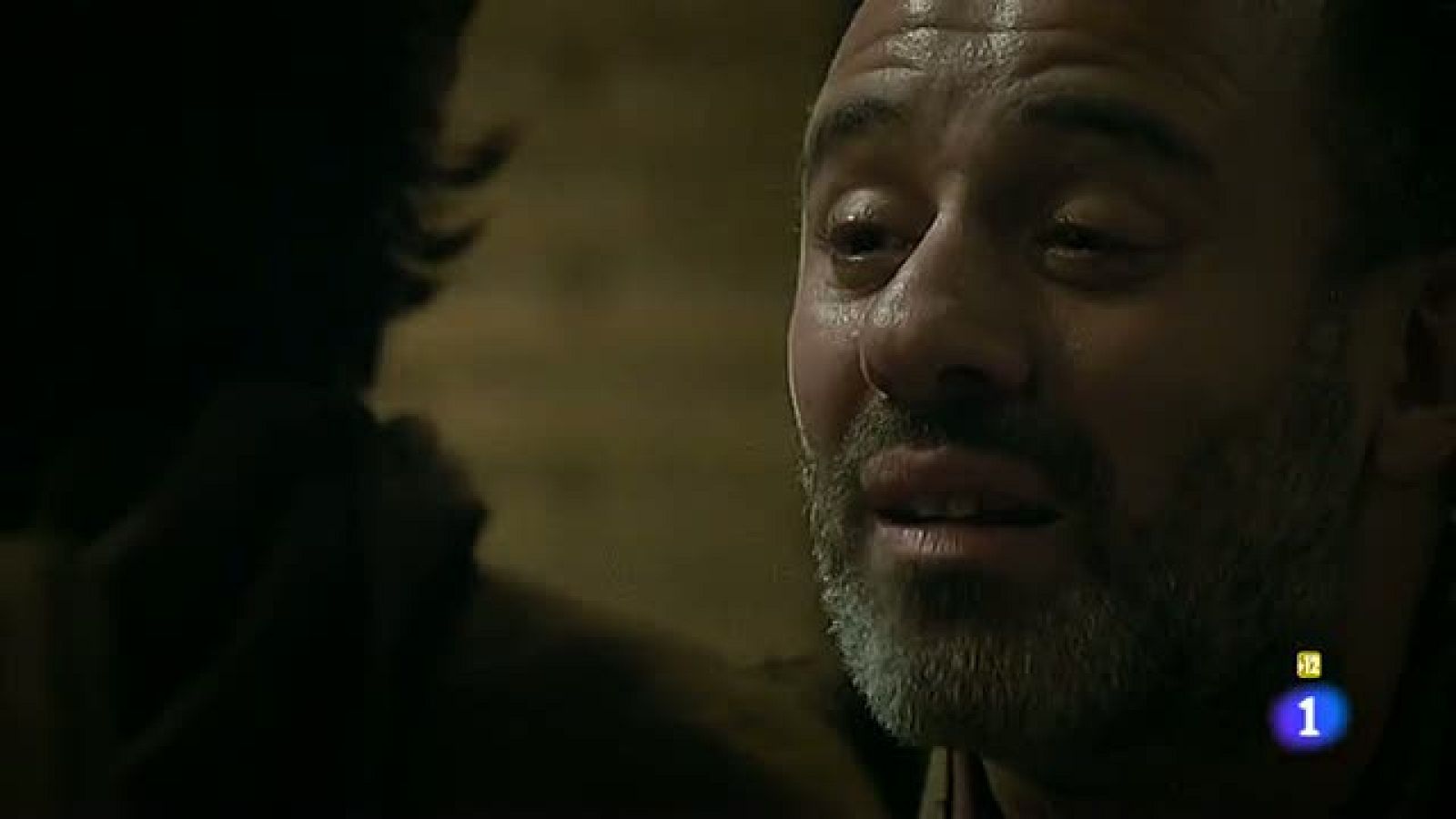 Perlas Sátur - "Si el cuerpo te pide llorar, pues tú llora hasta quedarte seco como la raspa de un bacalao"