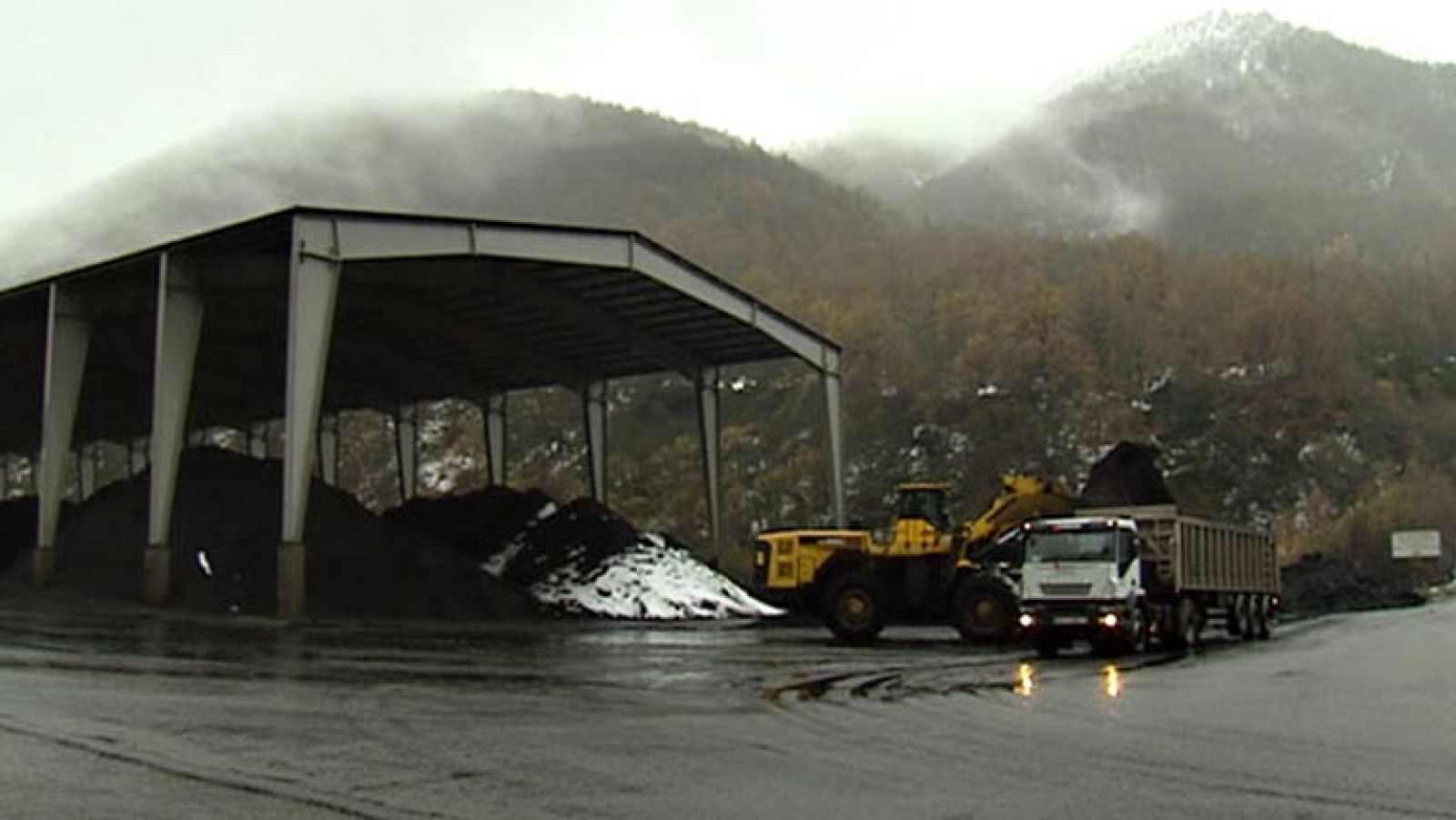 Industria, patronal y sindicatos llegan a un acuerdo sobre el plan del carbón