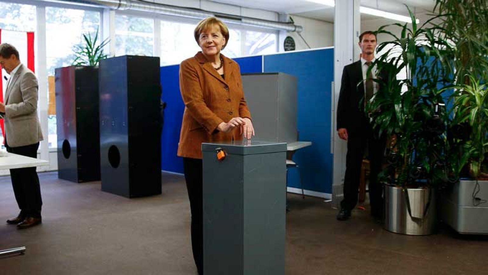 Bruselas se paraliza a la espera del resultado de Alemania