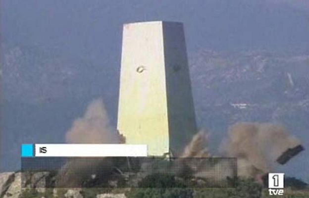  - Derribado monolito en Islas Cíes